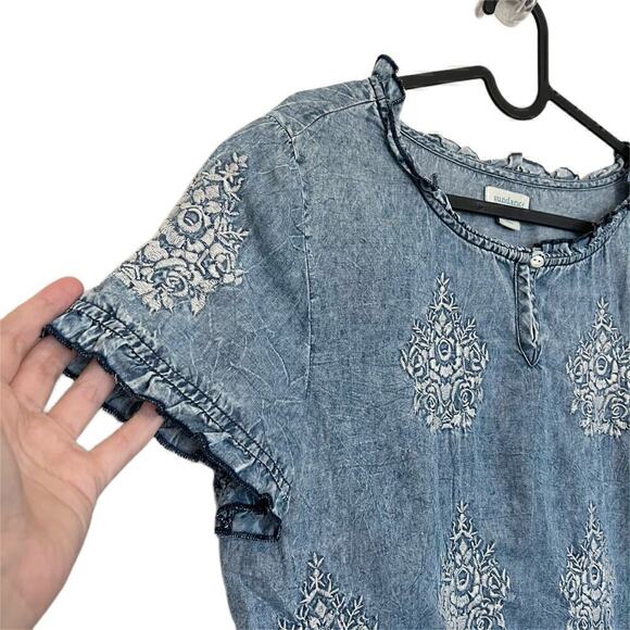 Sundance Fleur De Sel Top Embroidered Floral Lyocell Chambray Ruffle Size Small - Picture 2 of 6